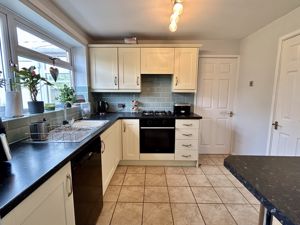 Breakfast Kitchen- click for photo gallery